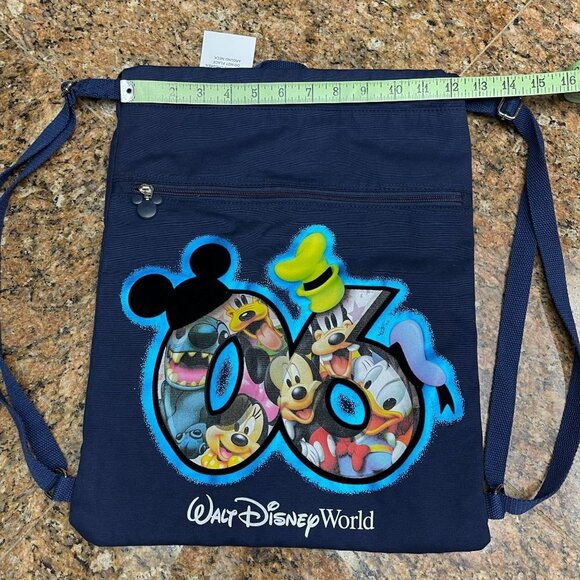 Walt Disney World Canvas Drawstring Bag Backpack Goofy Mickey Mouse Friends 2006 - Picture 9 of 11